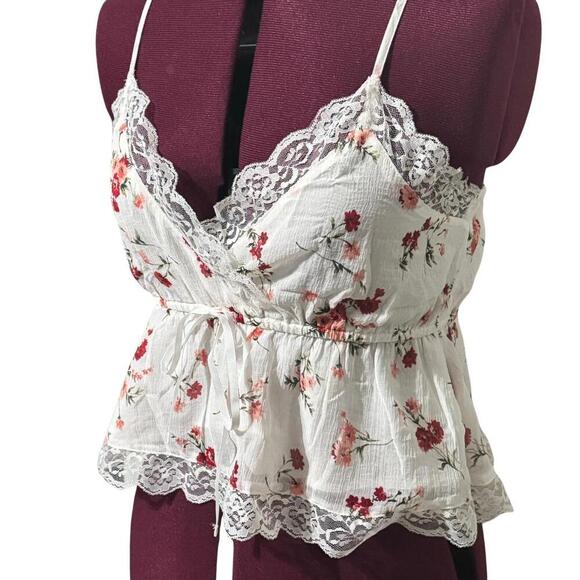 AMERICAN EAGLE Faux Wrap Adjustable Lace Cropped Lined Cami Floral White NWT S - Picture 3 of 9
